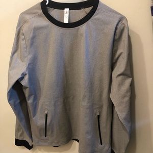 Lululemon men’s shirt size medium